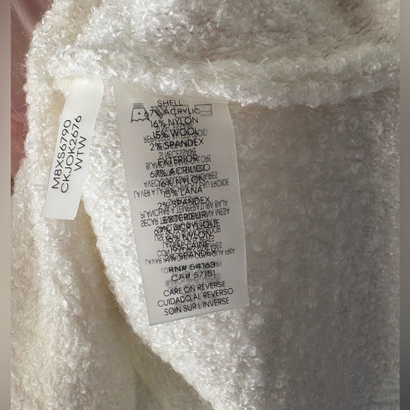 Calvin Klein Womens White/Cream Crewneck Sweater Medium Cozy Fluffy Fall - Picture 5 of 7